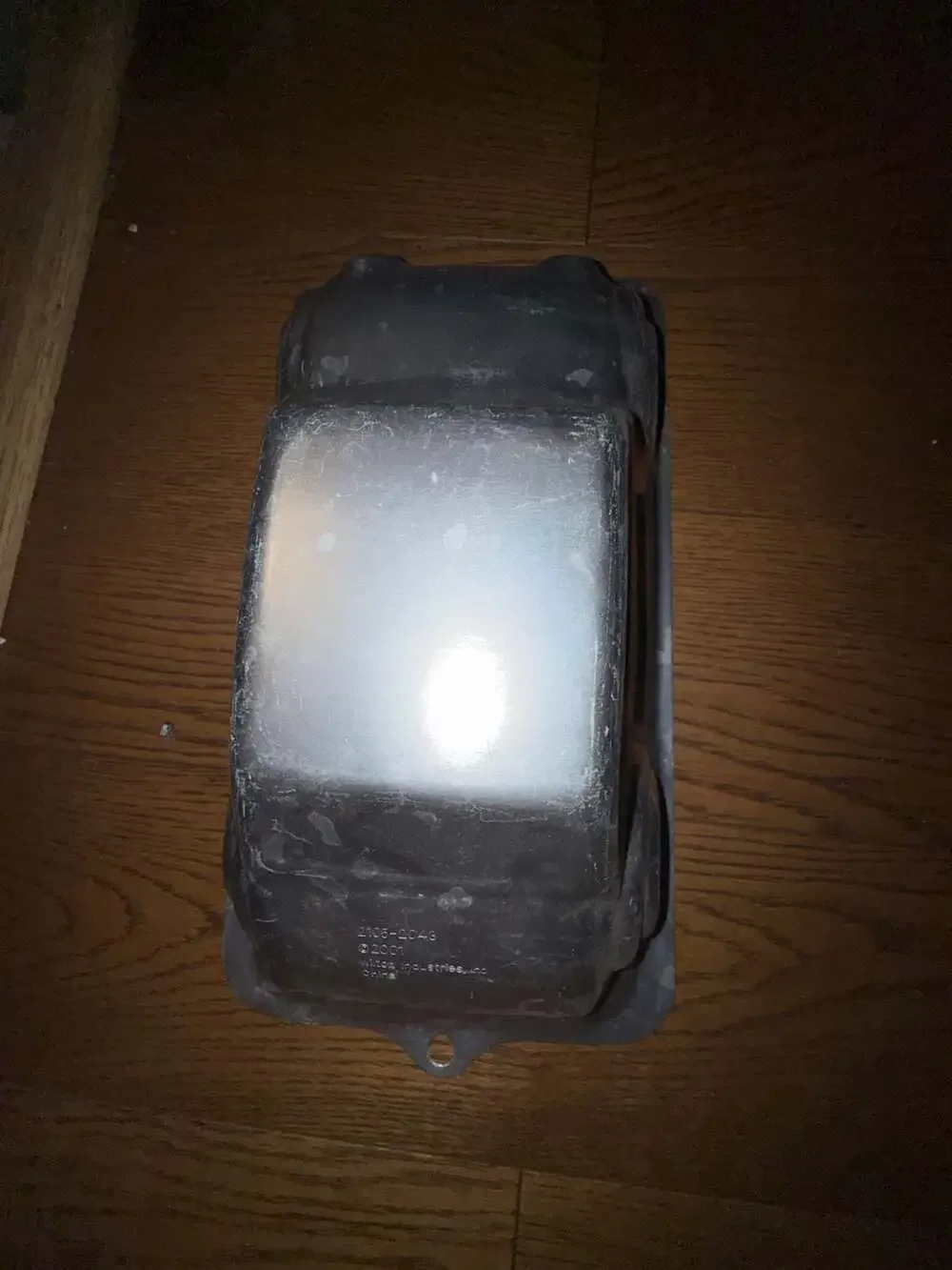 Wilton 2001 3D Car Cake Pan Model 2105-2043